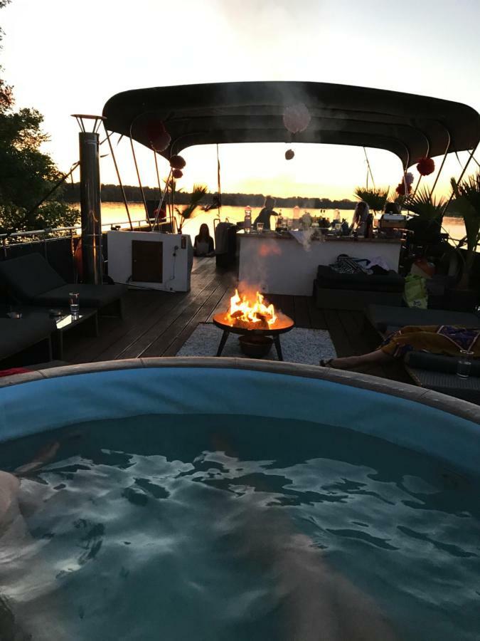 Hausboot Deluxe Hotel เบอร์ลิน ภายนอก รูปภาพ