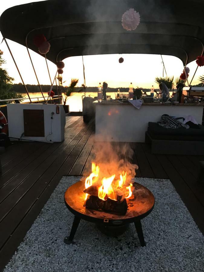 Hausboot Deluxe Hotel เบอร์ลิน ภายนอก รูปภาพ